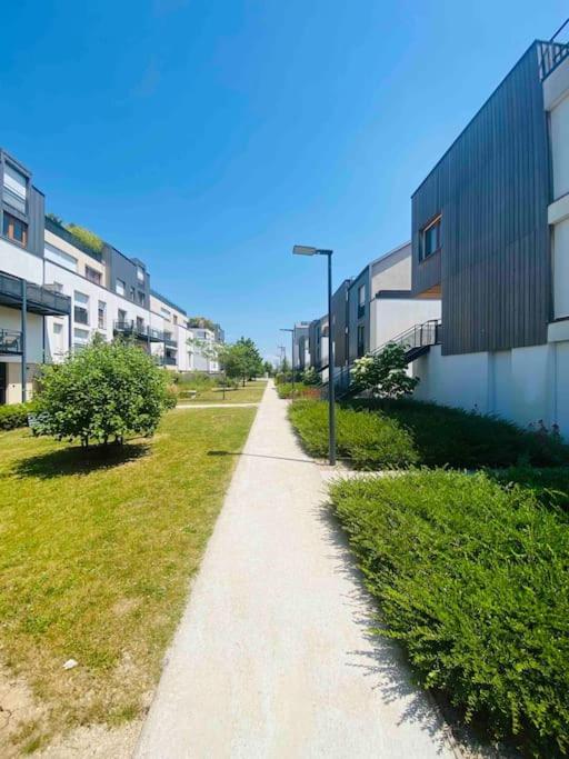 Family Apartment Disneyland-Paris, Garden&Parking Montévrain Exteriér fotografie